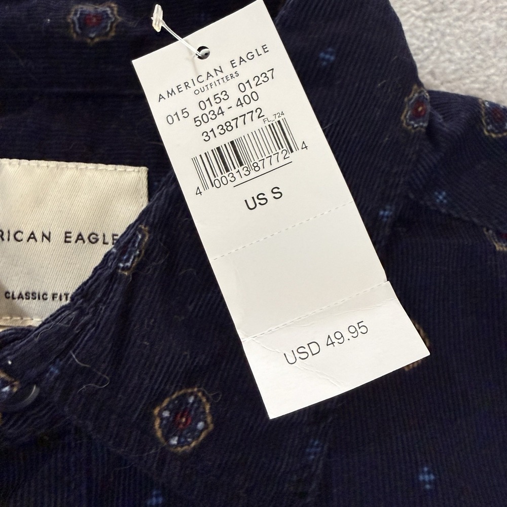 NWT American Eagle Corduroy Button Up Shirt Mens Small Navy Medallion Print LS - Picture 4 of 11